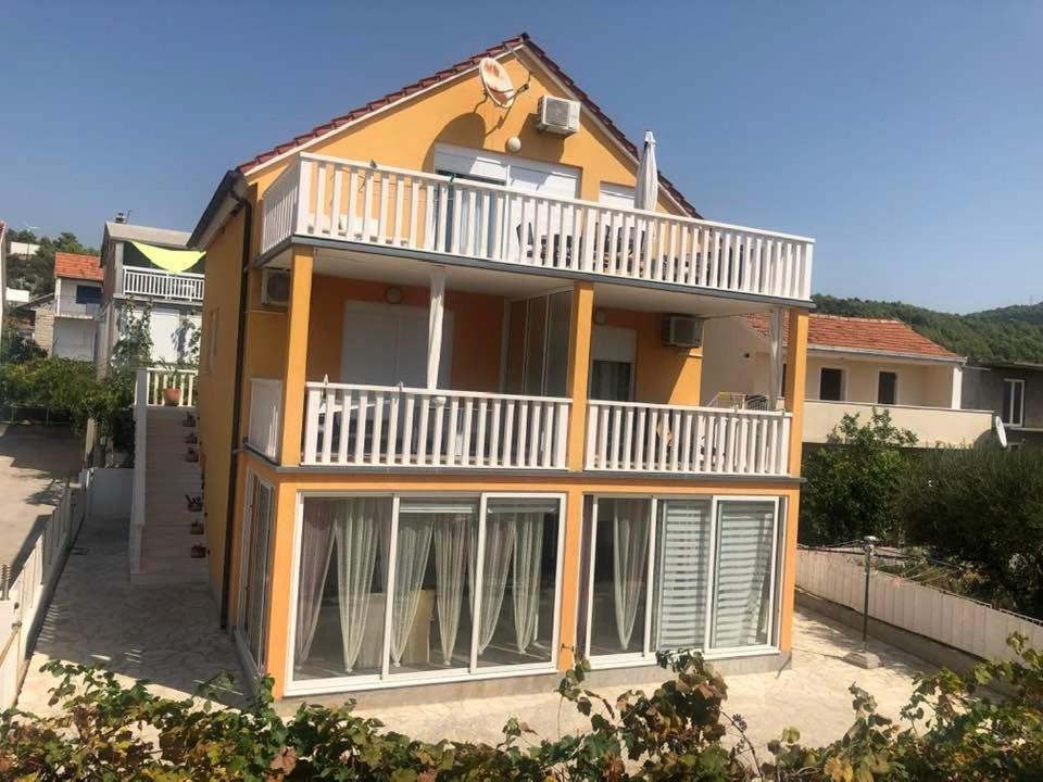 Villa Mirco Poljica  Eksteriør billede